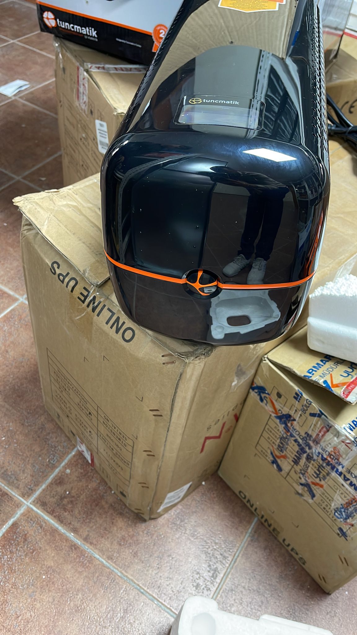 Tunçmatik TSK1655  Digitech PRO 2200 VA 5/15 dk (2x12v 9Ah Akü) Online UPS OUTLET