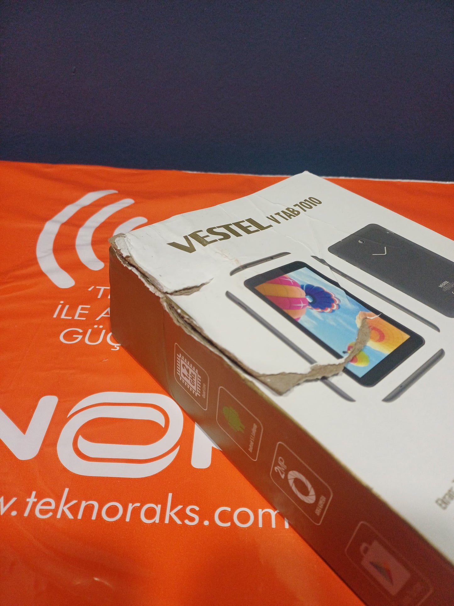 Vestel V Tab 7010 1GB 8GB 7" Siyah Tablet OUTLET