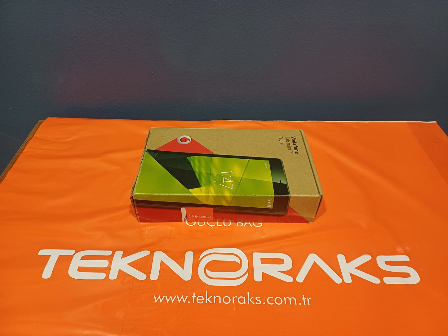 Vodafone Smart Tab Mini 7 1GB 8GB 7" Gri Tablet OUTLET