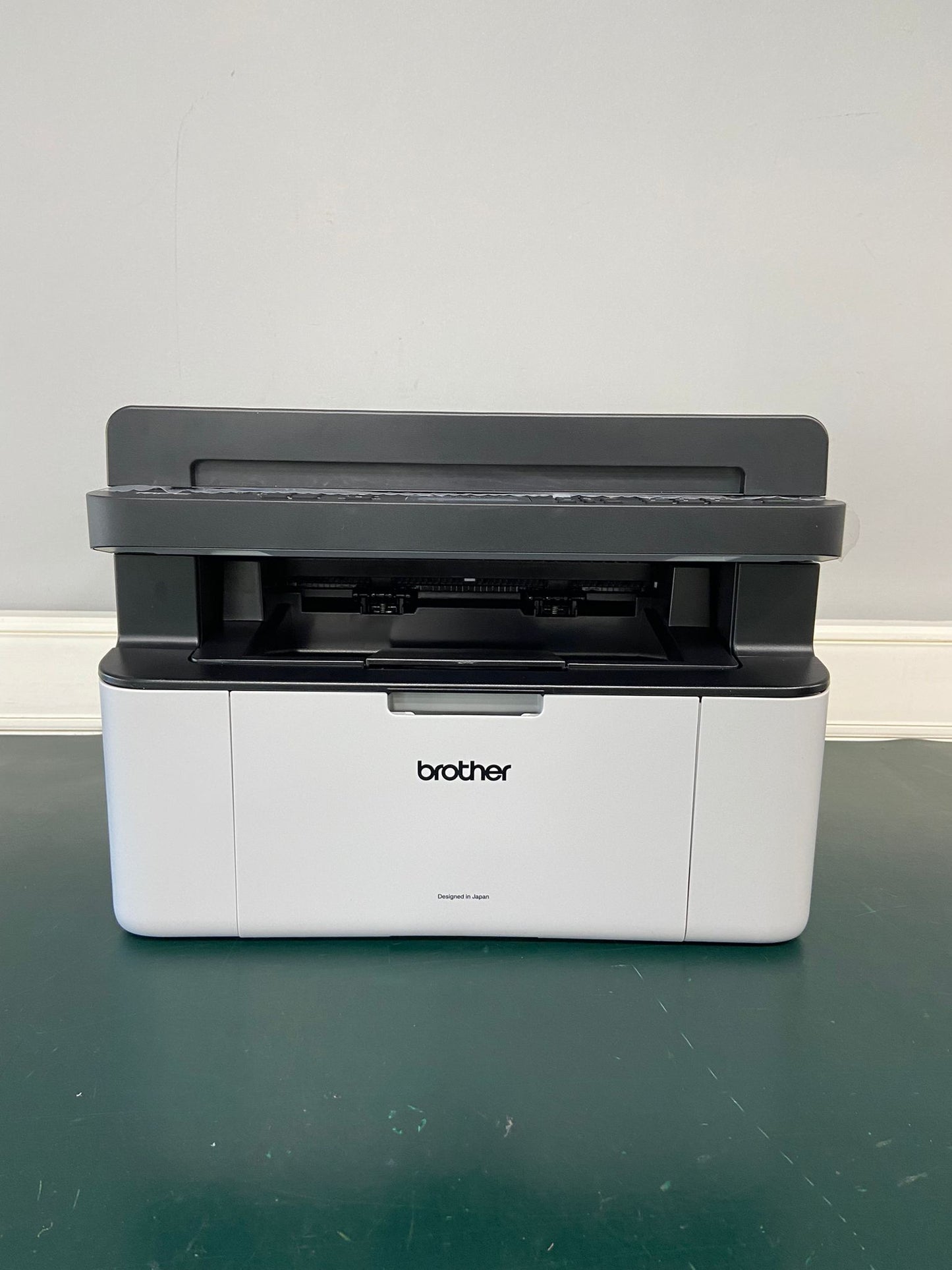 Brother MFC-1911W-2T Fotokopi-Tarayıcı-Faks WiFi Lazer Yazıcı 2x Orjinal Toner OUTLET