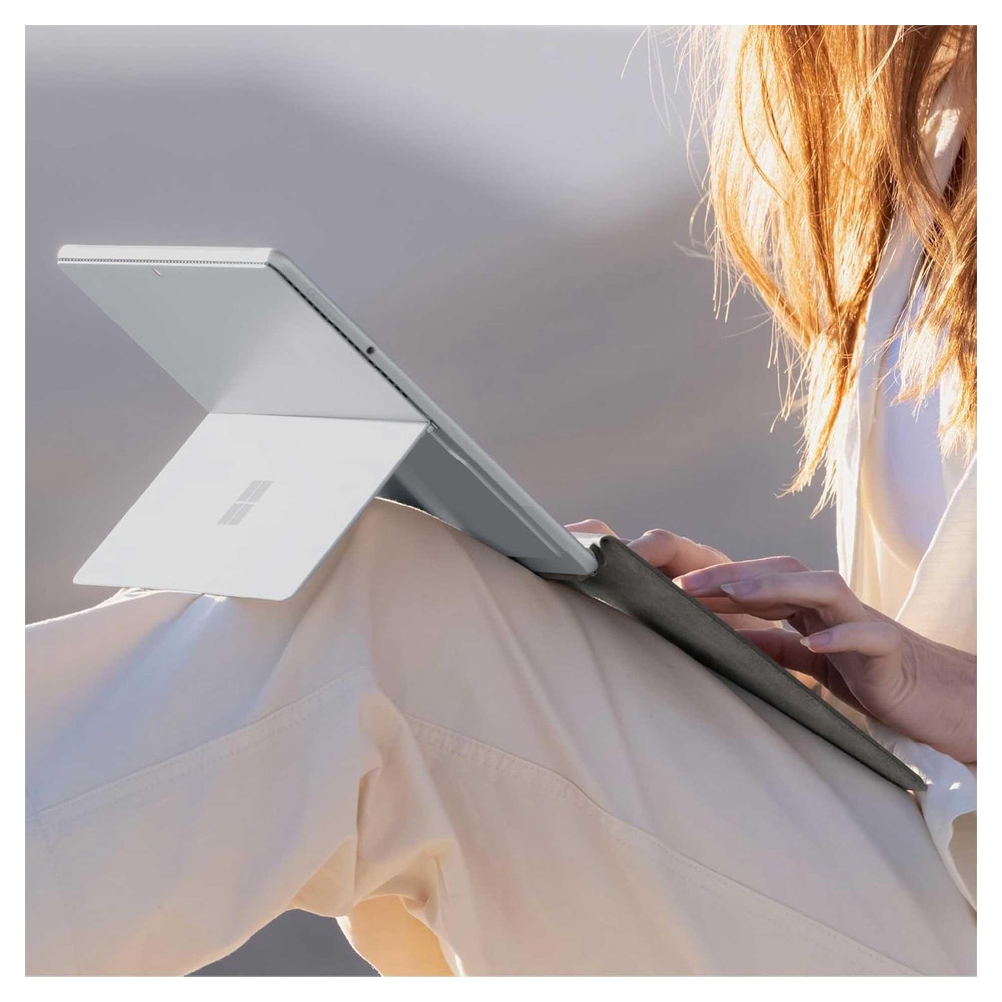 Microsoft Surface Pro Copilot+ (11. Edition) Kalem Depolamalı Q İngilizce Klavye