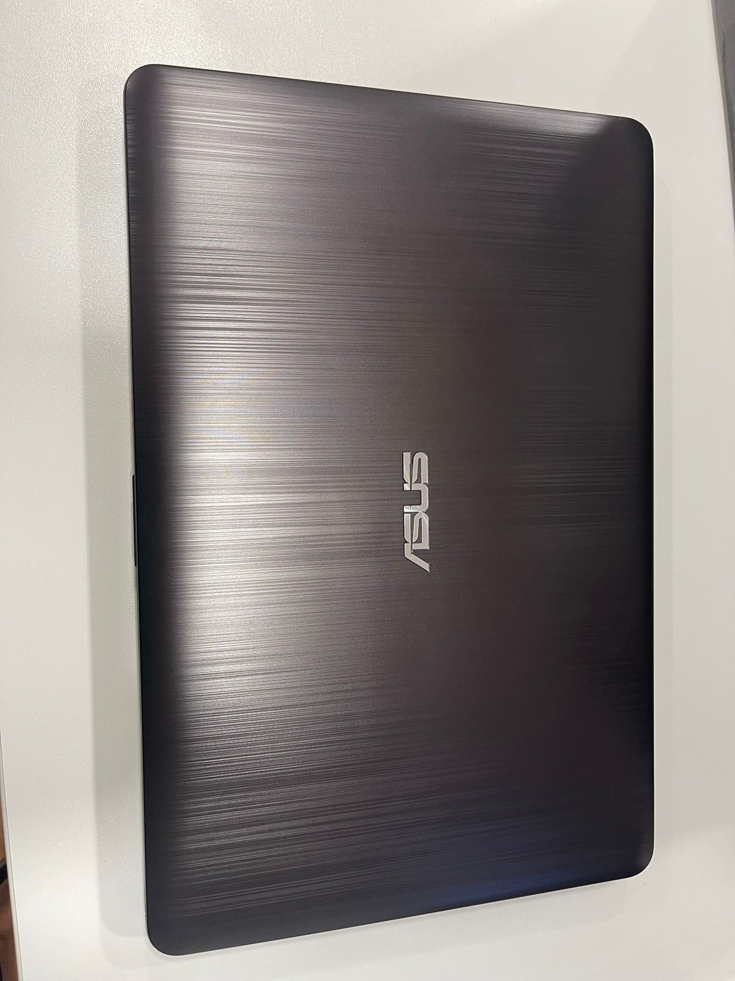 ASUS X540BA-DM213 AMD A9-9425 4GB 256SSD 15.6" FullHD FreeDOS Taşınabilir Bilgisayar OUTLET